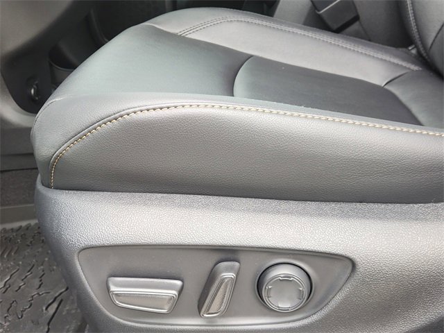 New 2026 Toyota Sienna XLE Woodland Edition image 18