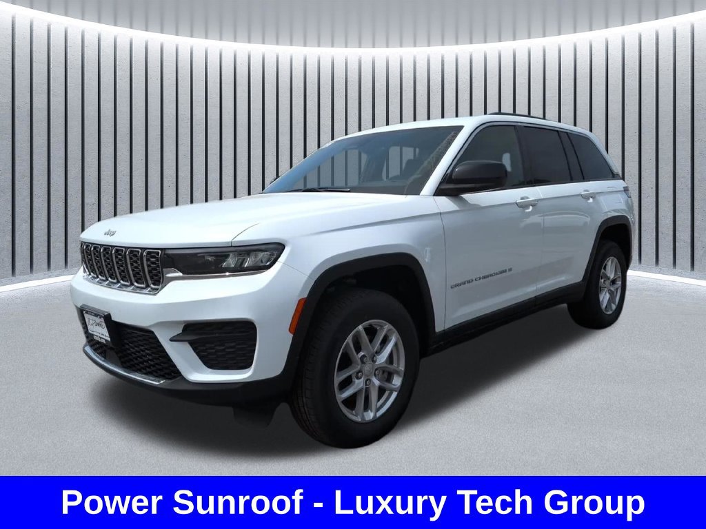 Certified 2025 Jeep Grand Cherokee Laredo X w/ Luxury Tech Group I