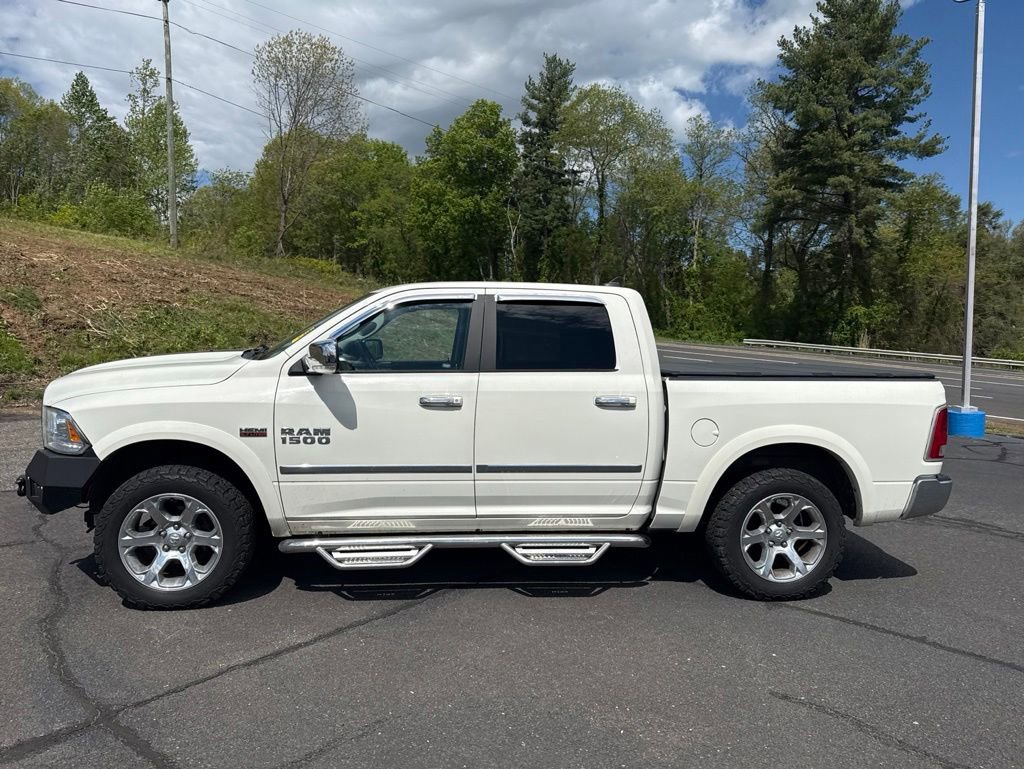 Used 2017 RAM 1500 Laramie w/ Convenience Group AWD/4WD image 6