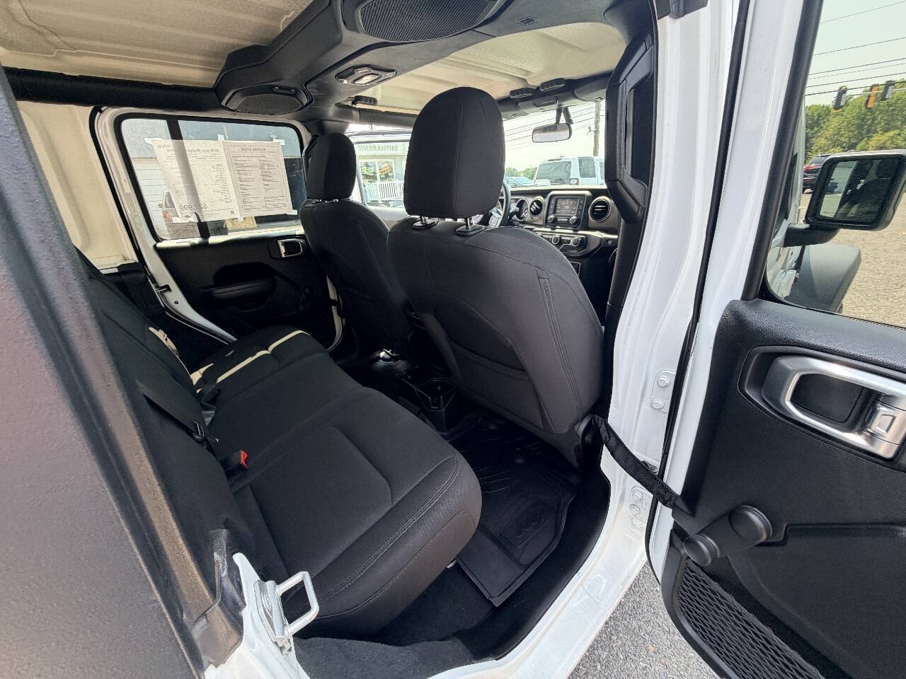 Used 2018 Jeep Wrangler Unlimited Sport AWD/4WD image 65