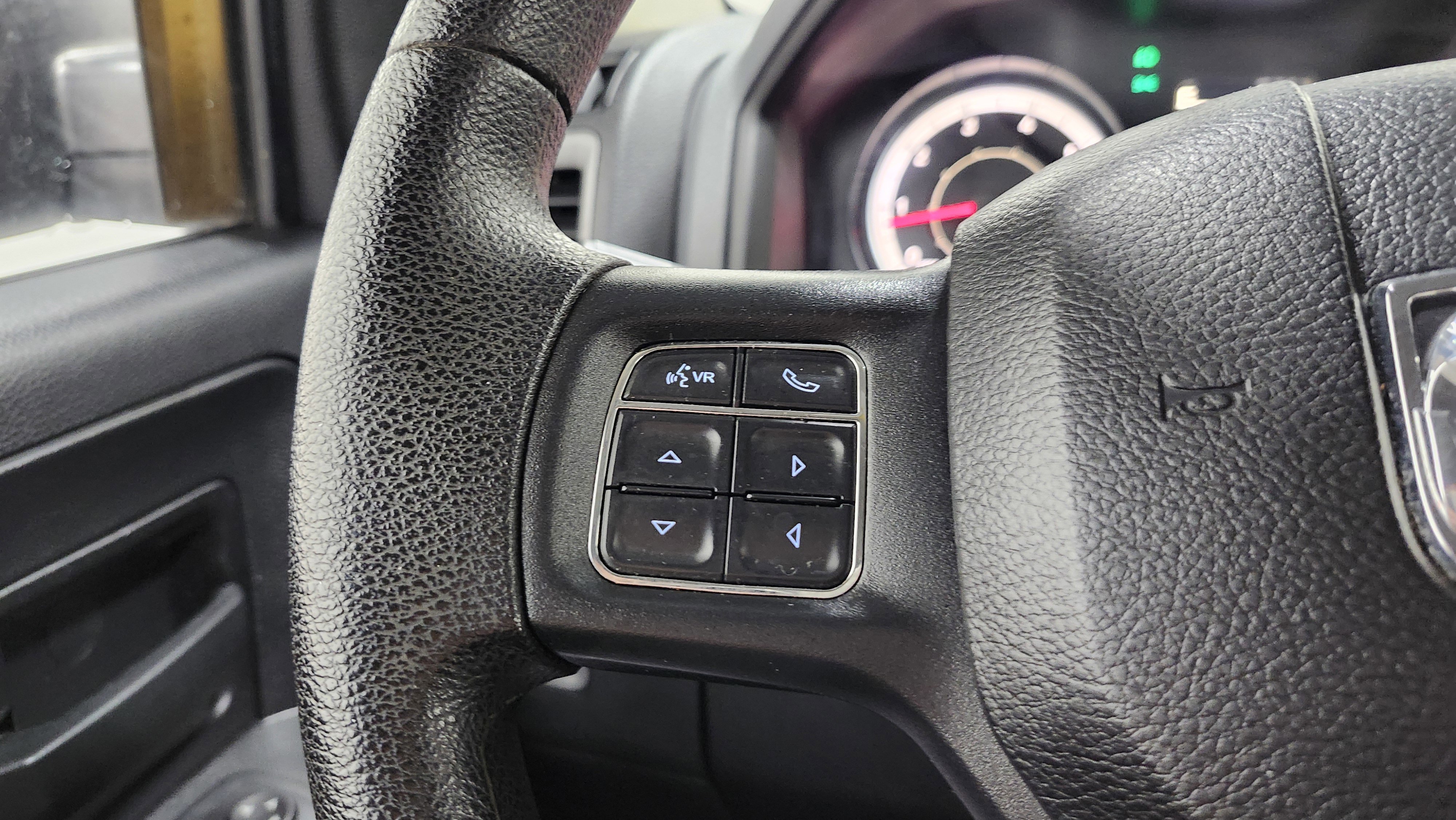 Used 2017 RAM 1500 Express w/ Express Value Package image 29