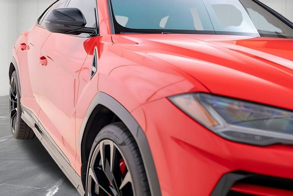Used 2022 Lamborghini Urus image 8