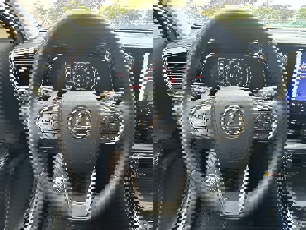 Used 2024 Lexus NX 250 FWD image 15