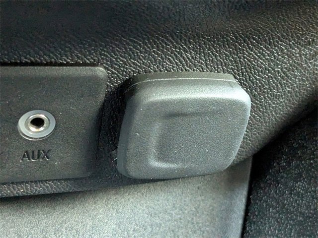 Used 2025 Chevrolet Malibu LT image 22