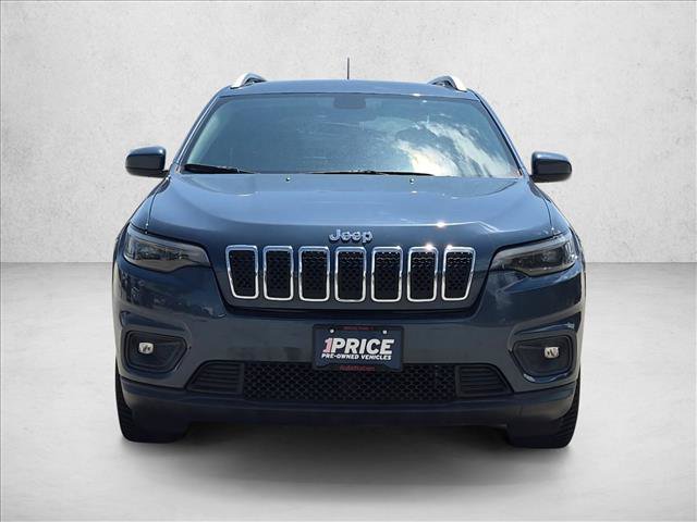 Used 2019 Jeep Cherokee Latitude w/ Popular Appearance Group FWD image 2