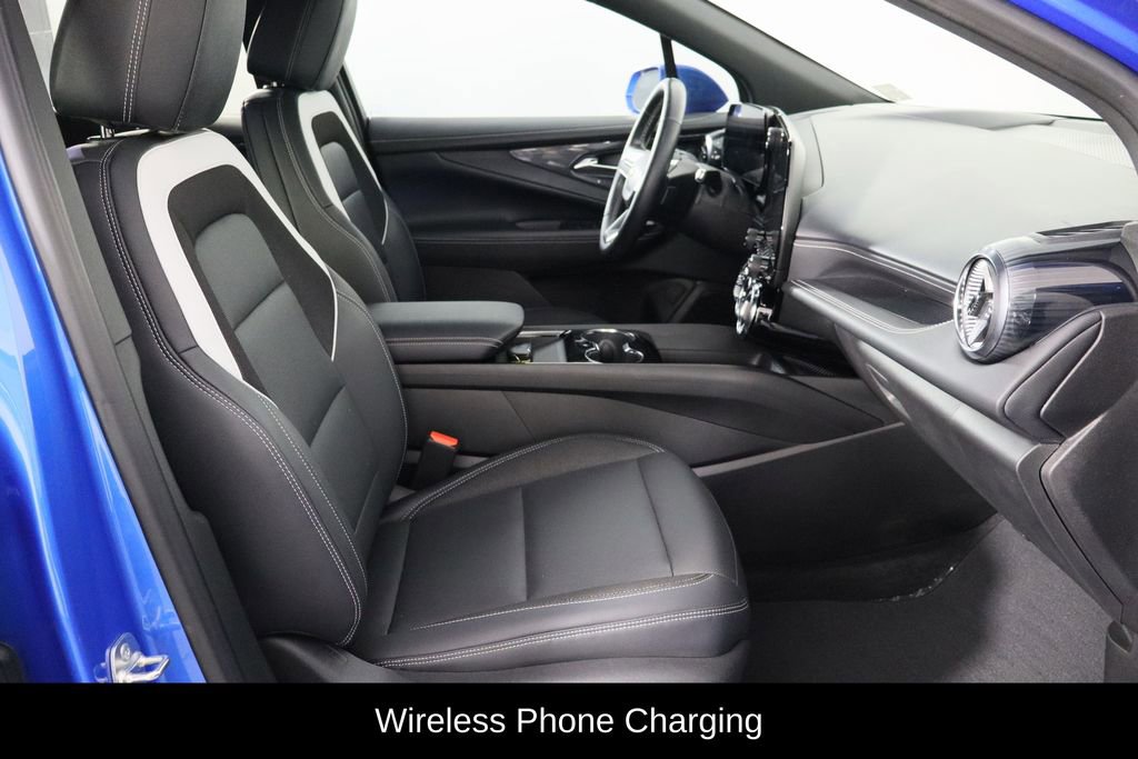 Used 2024 Chevrolet Blazer EV LT image 19