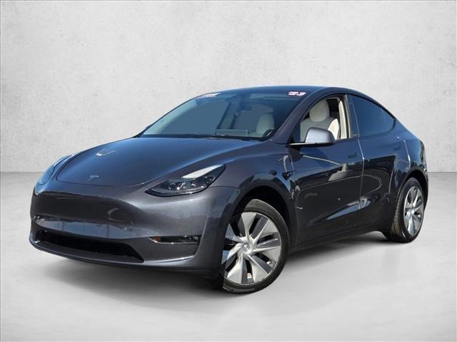 Used 2023 Tesla Model Y Long Range image 1