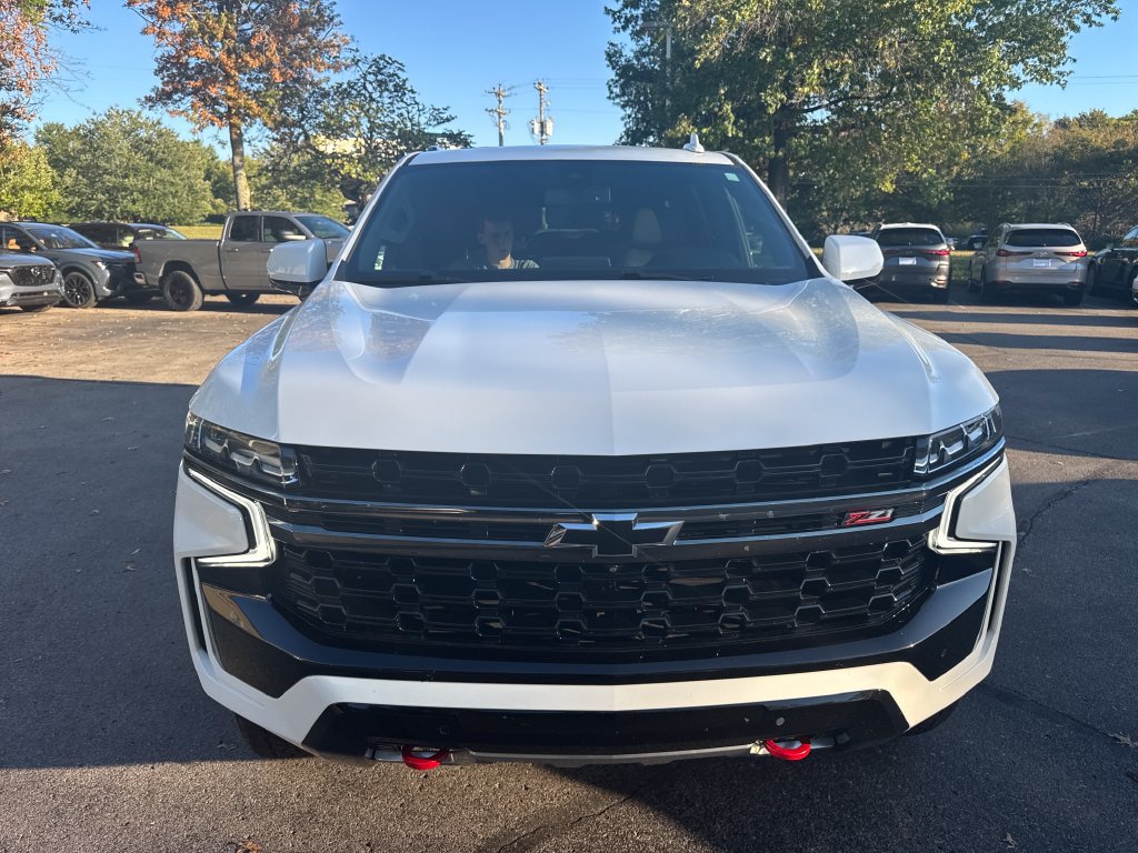 Used 2021 Chevrolet Tahoe Z71 w/ Z71 Signature Package AWD/4WD image 2