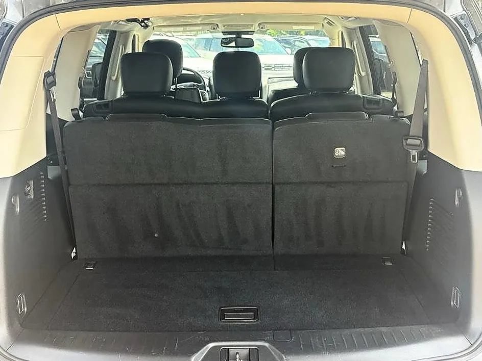 Used 2023 Nissan Armada SV w/ Cargo Package RWD image 10