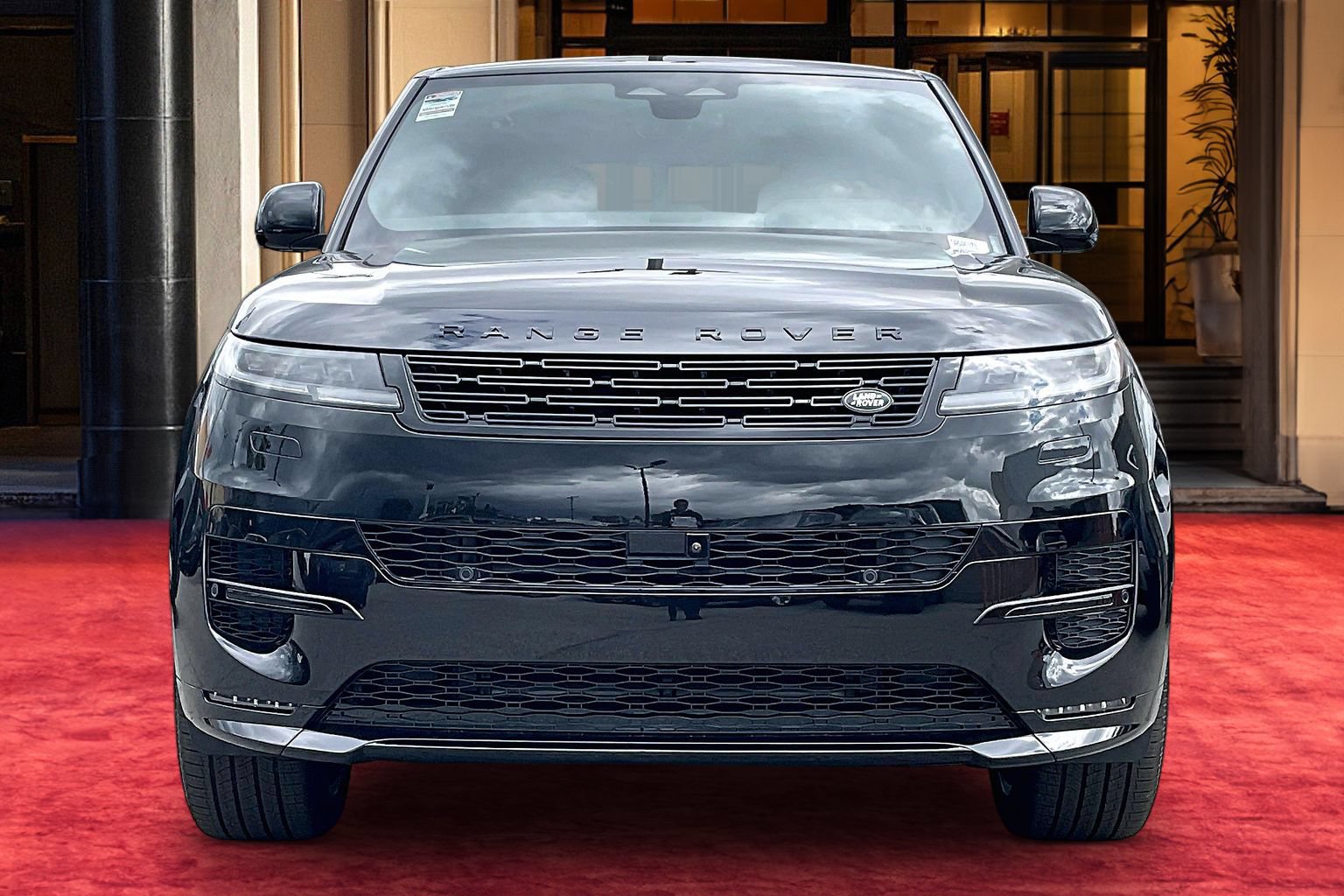 New 2026 Land Rover Range Rover Sport Dynamic SE AWD/4WD image 2