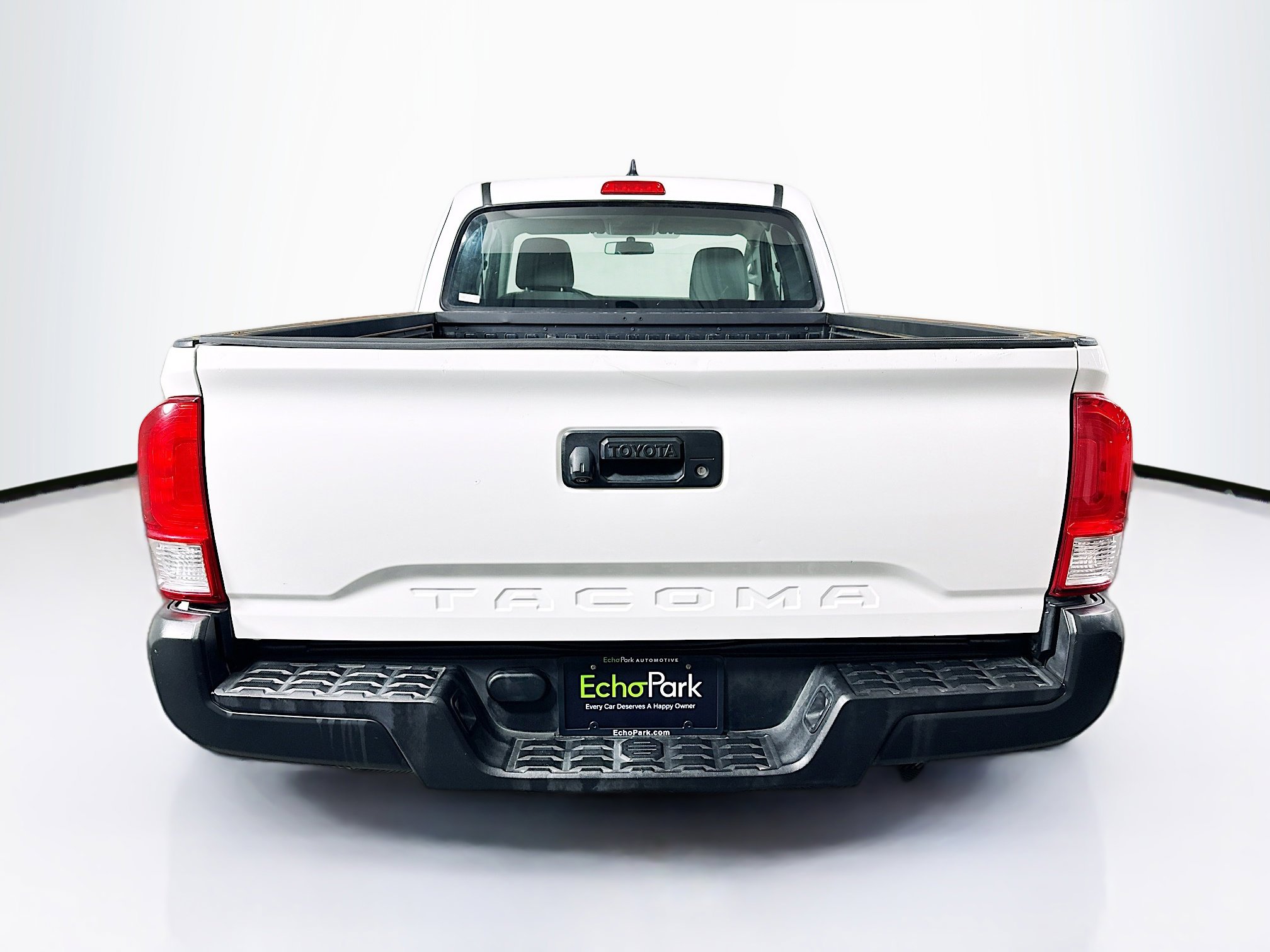 Used 2016 Toyota Tacoma SR RWD image 7