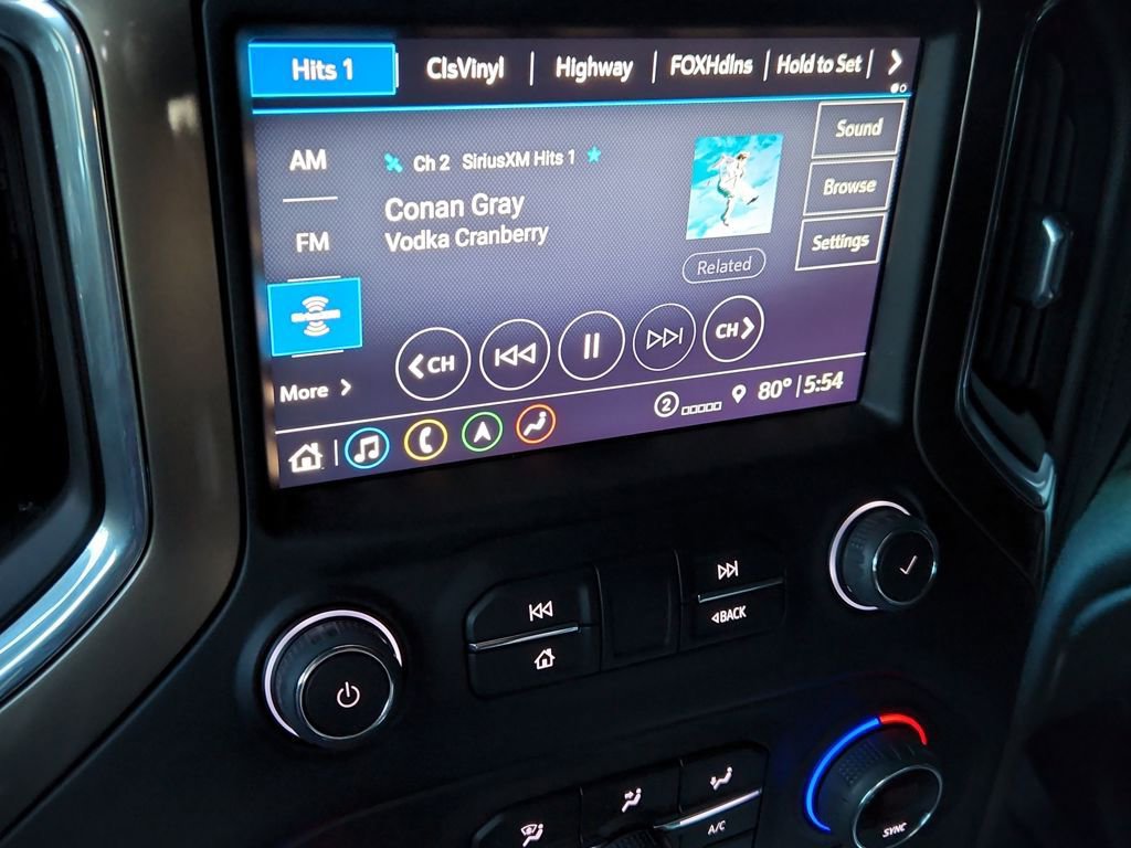 Used 2022 Chevrolet Silverado 1500 High Country w/ Technology Package image 18