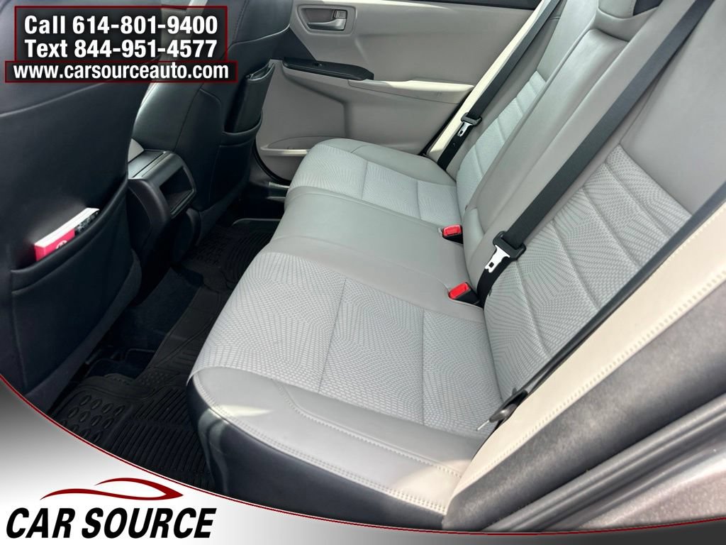 Used 2016 Toyota Camry SE FWD image 14
