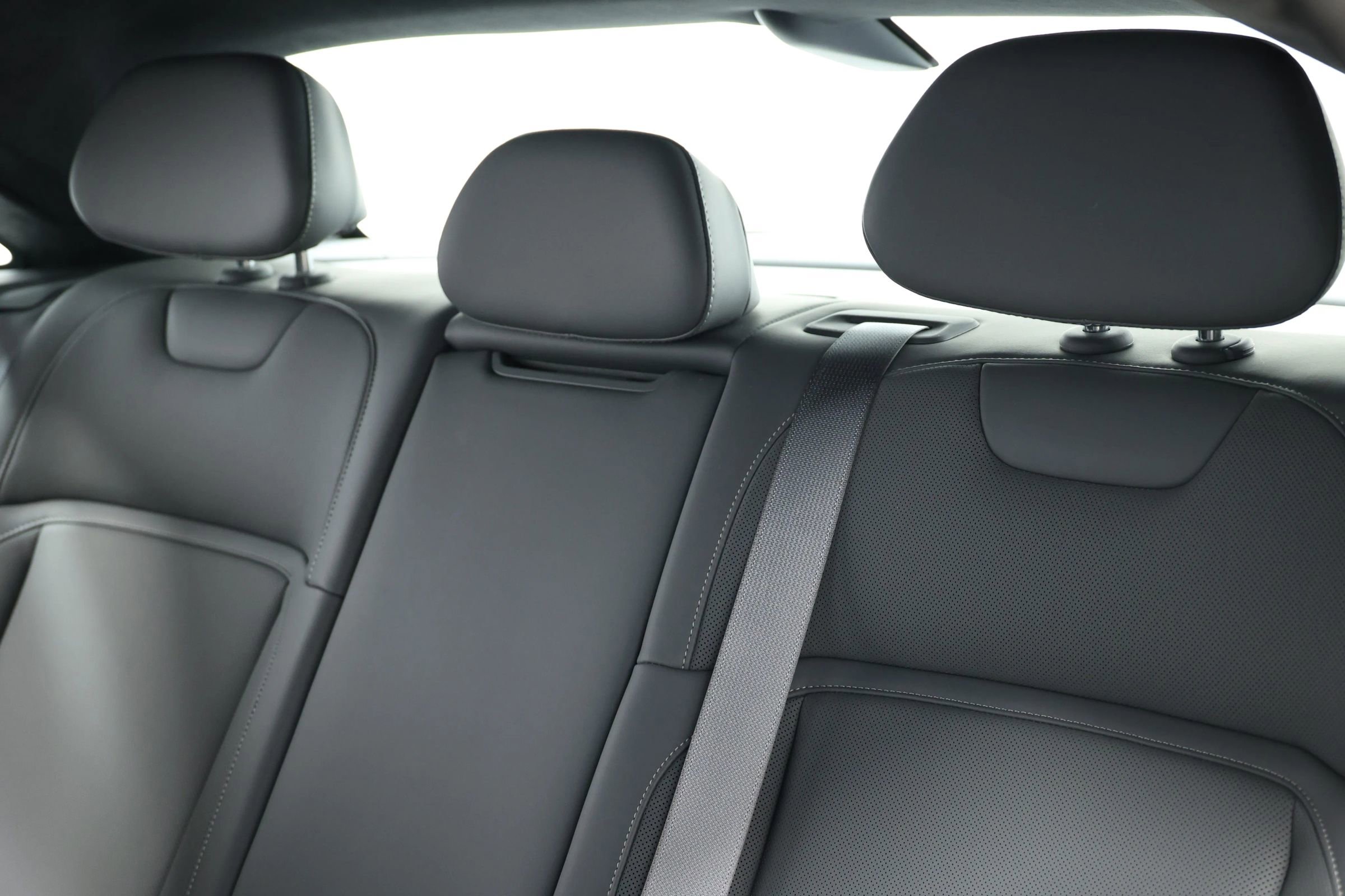 Used 2024 Lucid Air Pure image 51