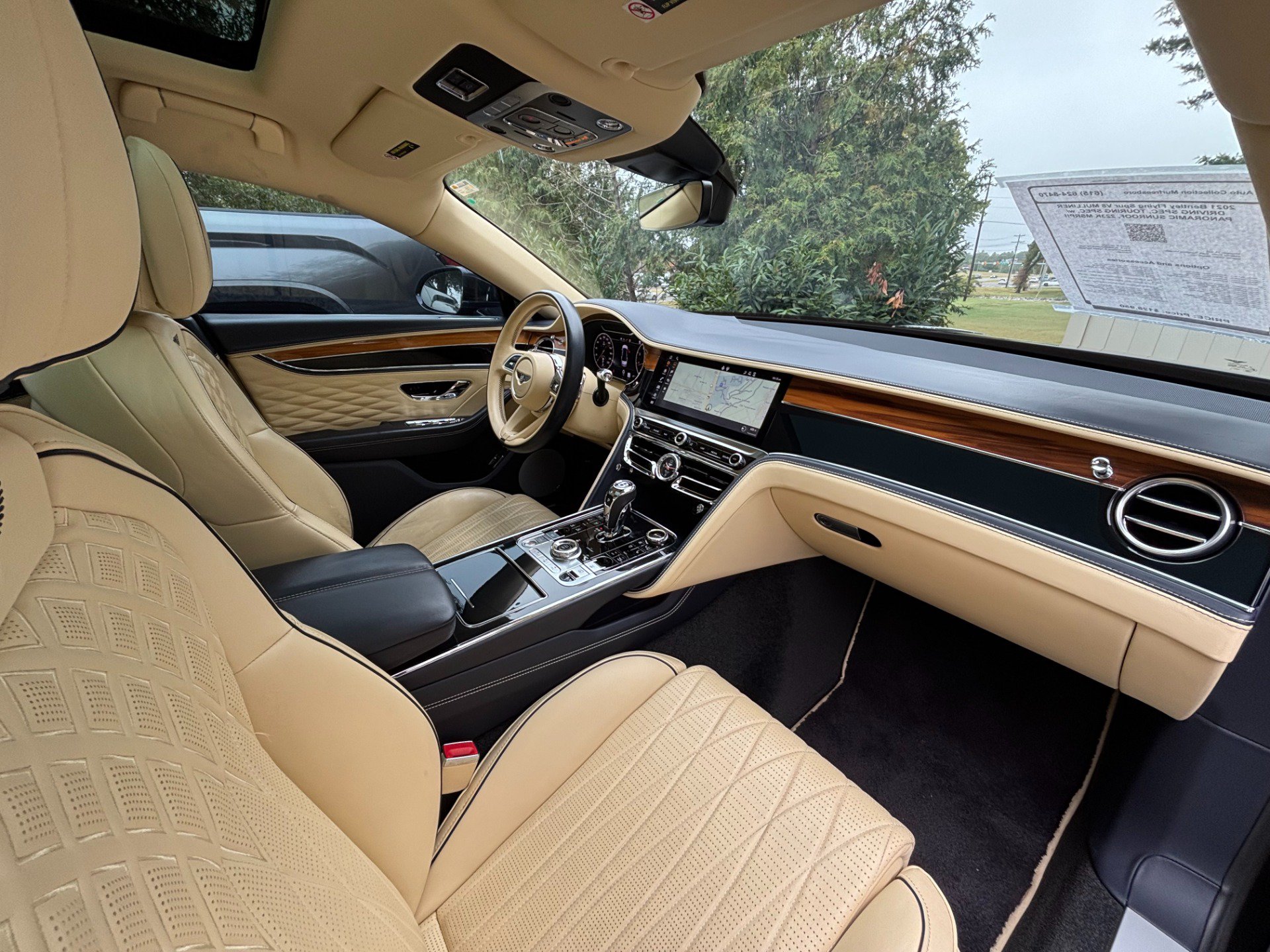 Used 2021 Bentley Flying Spur V8 AWD/4WD image 25