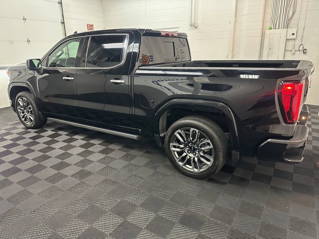 Used 2023 GMC Sierra 1500 Denali Ultimate AWD/4WD image 6