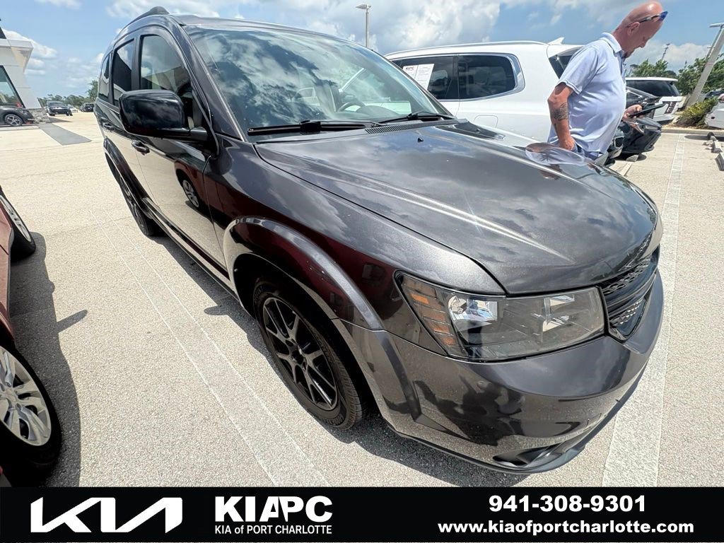 Used 2019 Dodge Journey SE w/ Premium Group FWD image 1