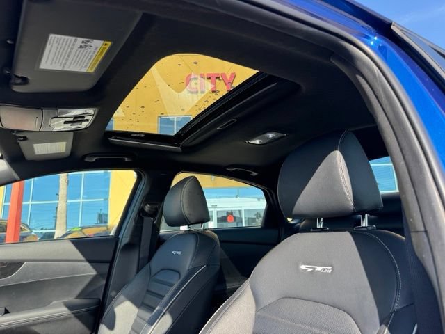Certified 2024 Kia Forte GT-Line w/ GT-Line Premium Package FWD image 19