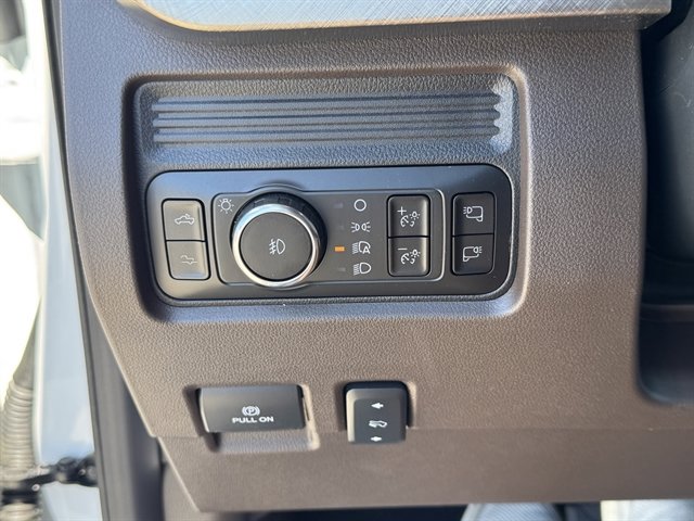 New 2025 Ford F350 King Ranch w/ Chrome Package image 10