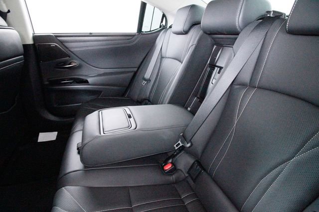 Used 2024 Lexus ES 350 Ultra Luxury w/ Accessory Package (Z1) image 25