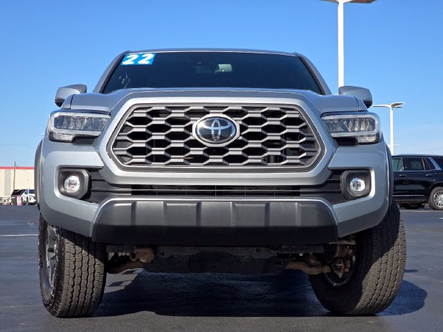 Used 2022 Toyota Tacoma TRD Off-Road AWD/4WD image 9