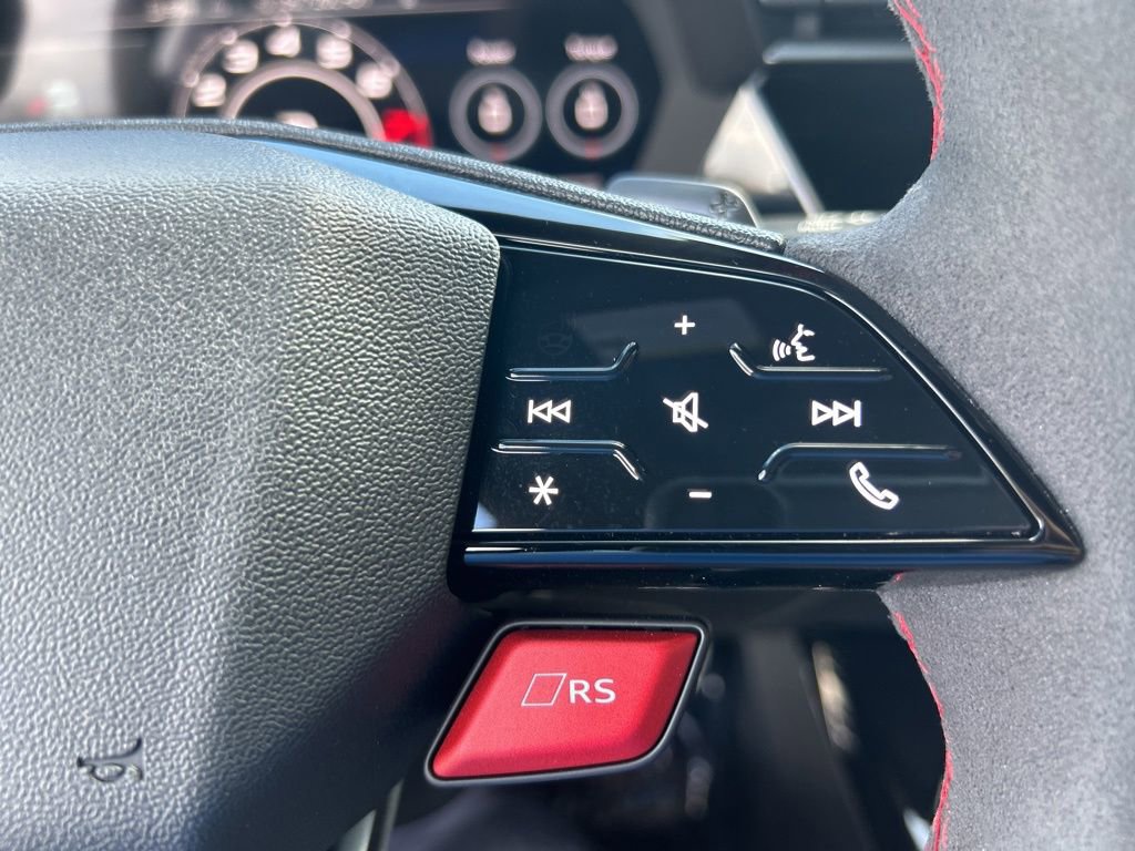 Used 2025 Audi RS 3 image 47