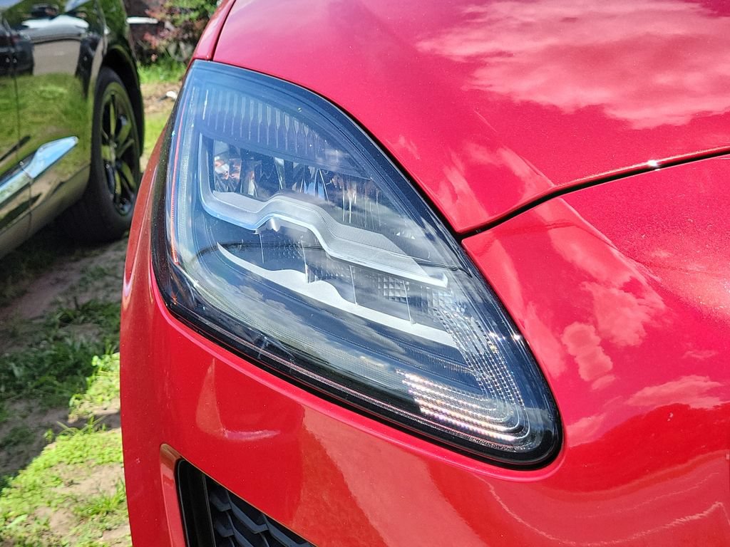 Used 2019 Jaguar E-PACE S AWD/4WD image 2