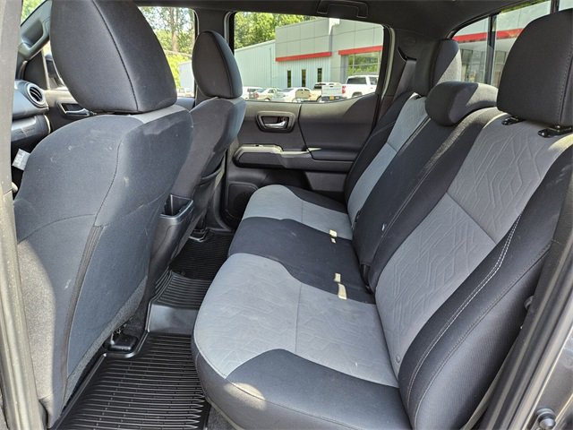 Used 2023 Toyota Tacoma TRD Sport image 9