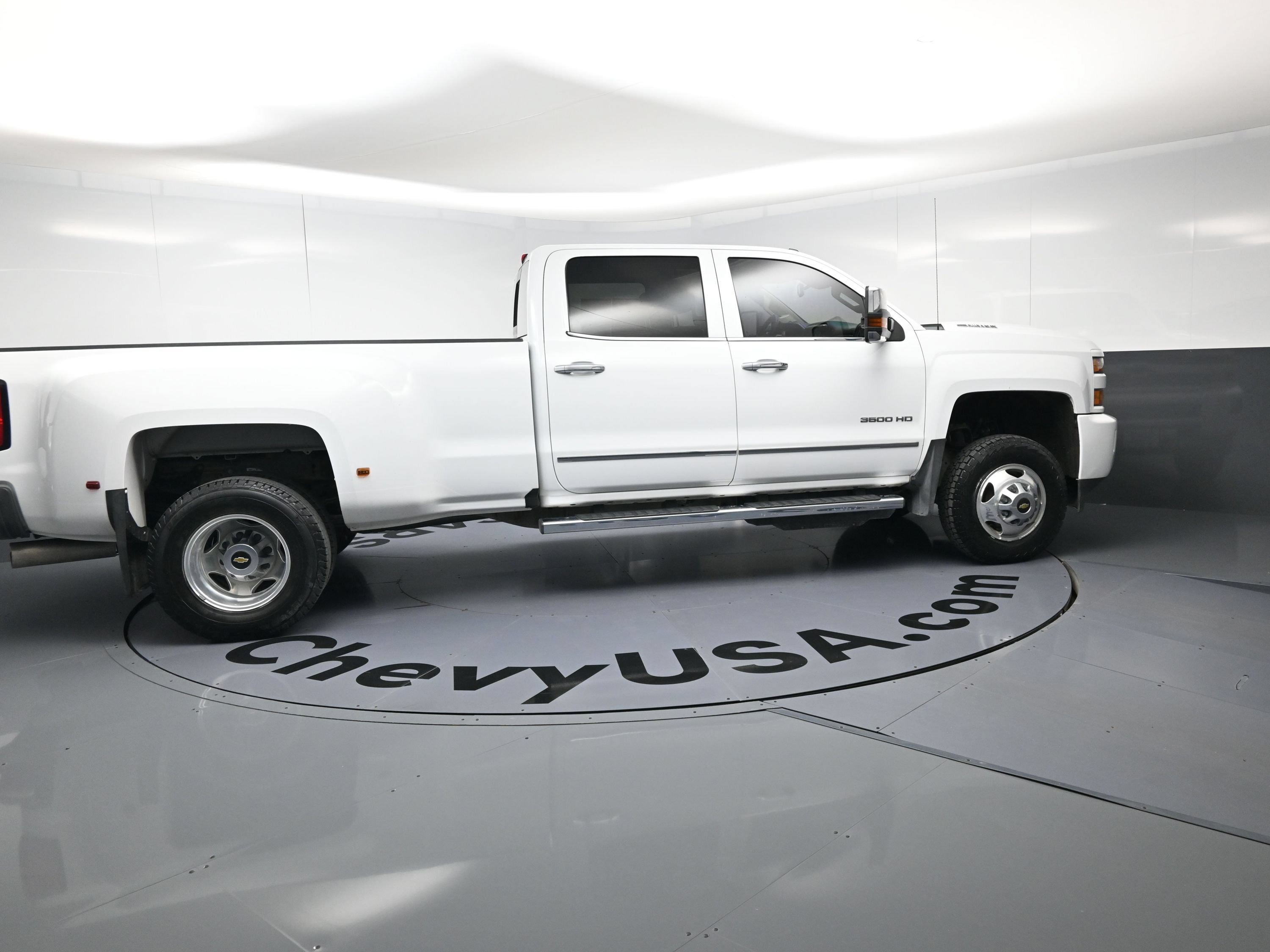 Used 2018 Chevrolet Silverado 3500 LTZ w/ Duramax Plus Package AWD/4WD image 10
