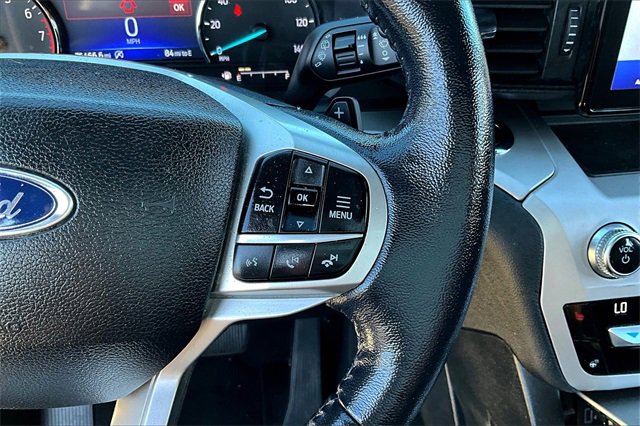 Used 2020 Ford Explorer XLT w/ Comfort Package image 11