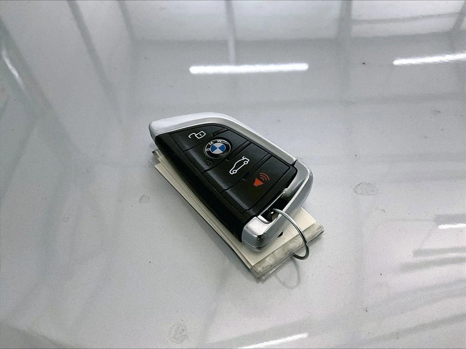 Used 2019 BMW 330i xDrive Sedan w/ Driving Assistance Package image 9