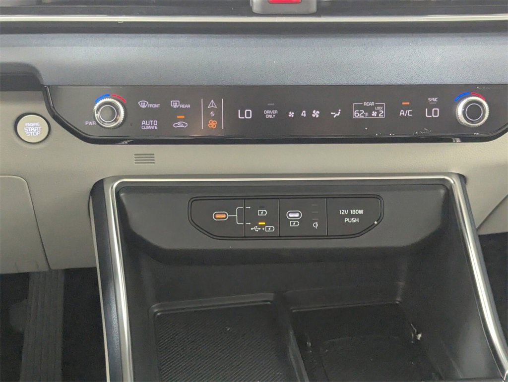 New 2025 Kia Carnival EX image 20