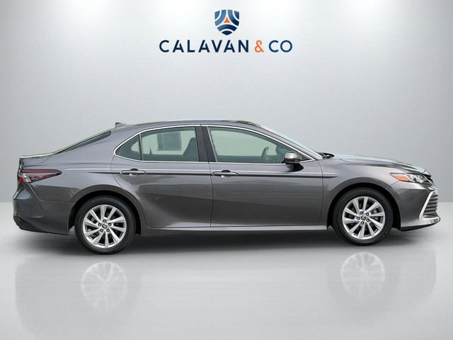 Used 2024 Toyota Camry LE image 8