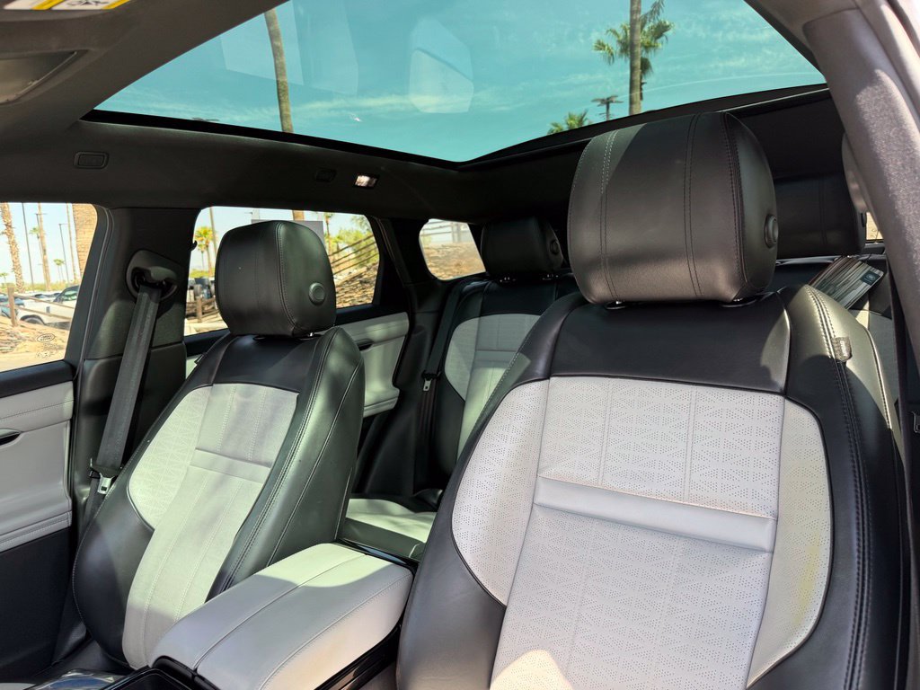 Used 2020 Land Rover Range Rover Evoque R-Dynamic HSE AWD/4WD image 6