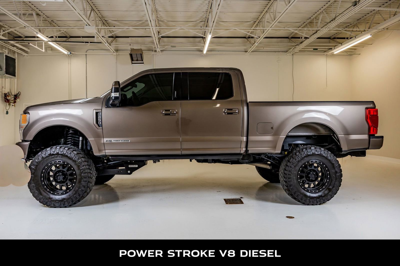 Used 2021 Ford F250 Lariat w/ Lariat Ultimate Package AWD/4WD image 5
