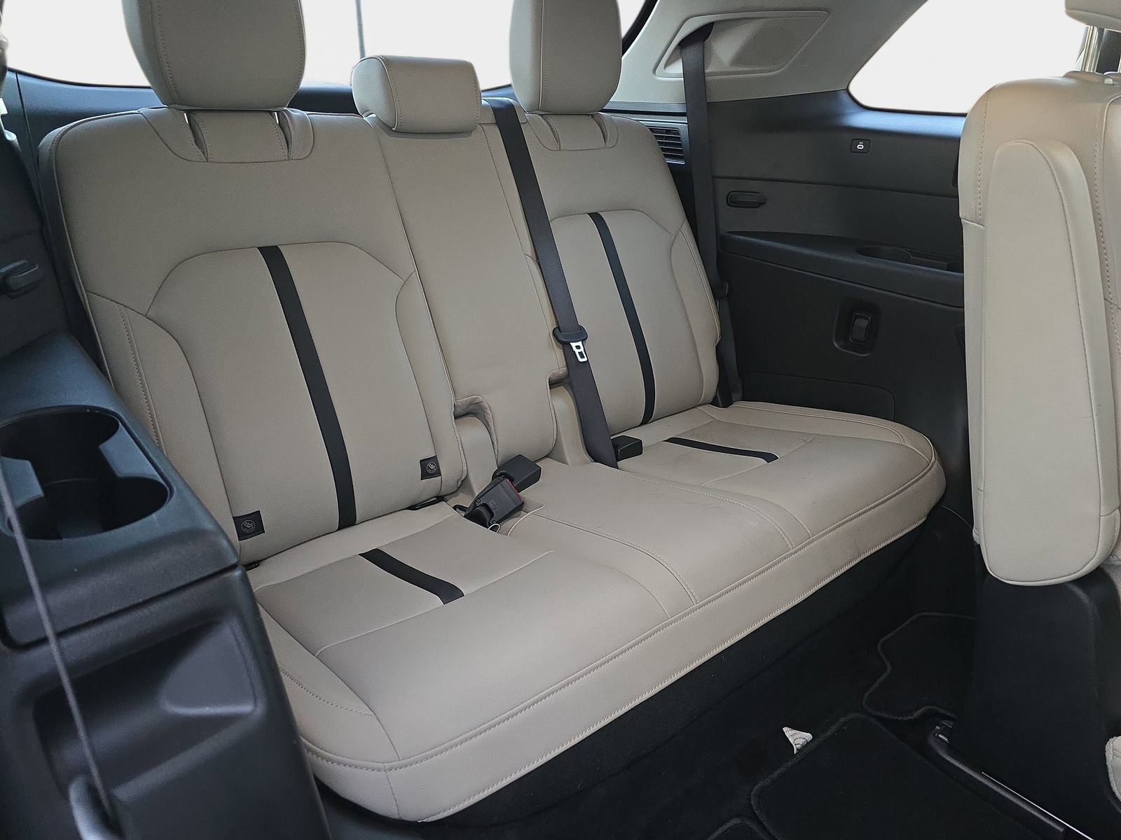 Used 2025 MAZDA CX-90 3.3 Turbo w/ Premium Sport Pkg image 14