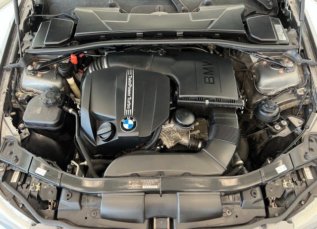 Used 2011 BMW 335i xDrive Sedan AWD/4WD image 30