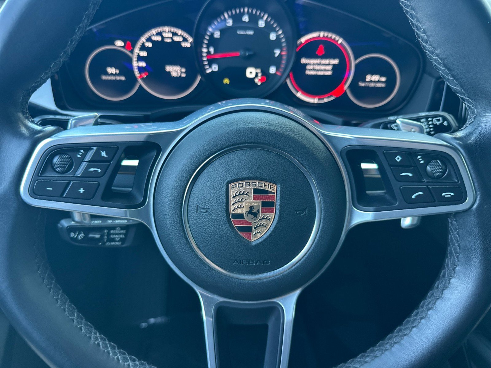 Used 2023 Porsche Cayenne AWD/4WD image 22