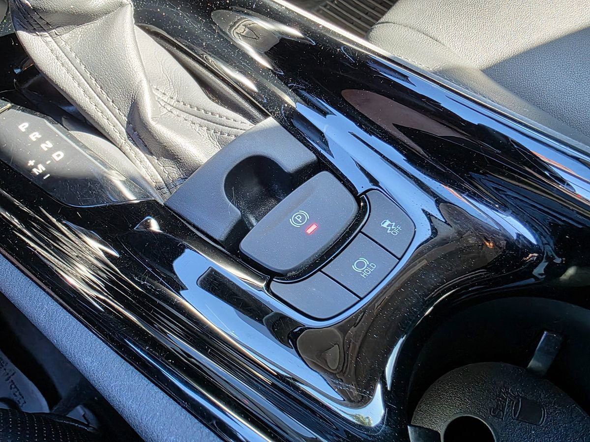 Used 2020 Toyota C-HR Limited FWD image 40