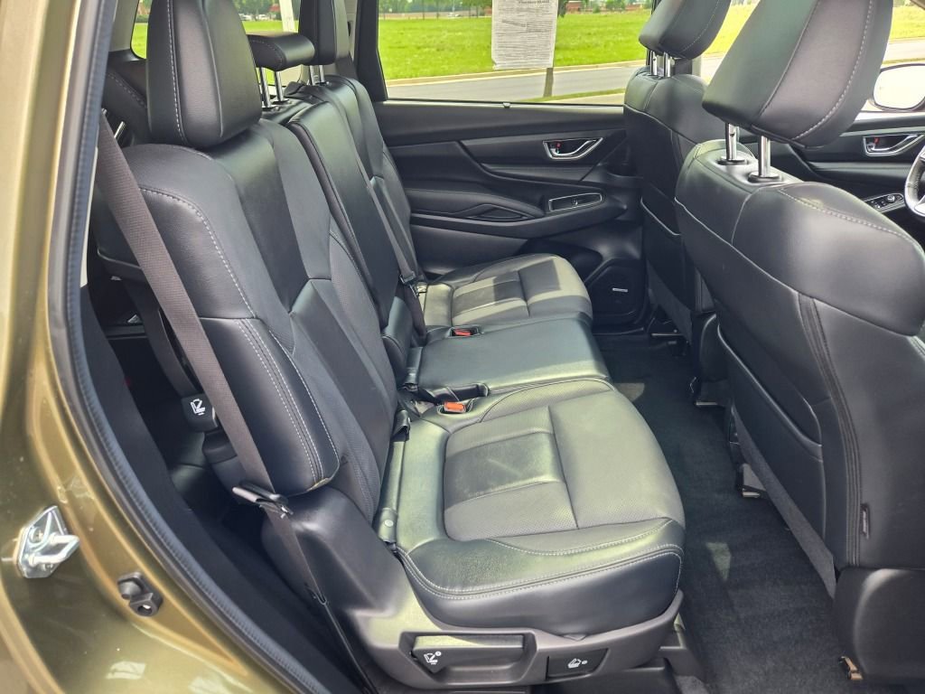 Used 2024 Subaru Ascent Limited w/ Technology Package image 10