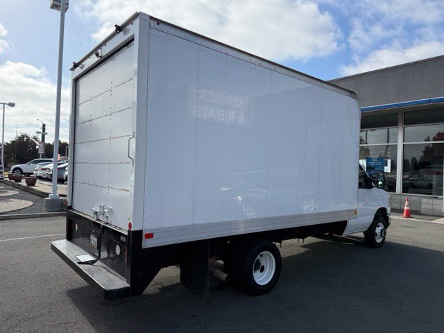 Used 2024 Ford E-450 and Econoline 450 Super Duty w/ Power Windows & Locks Group RWD image 3