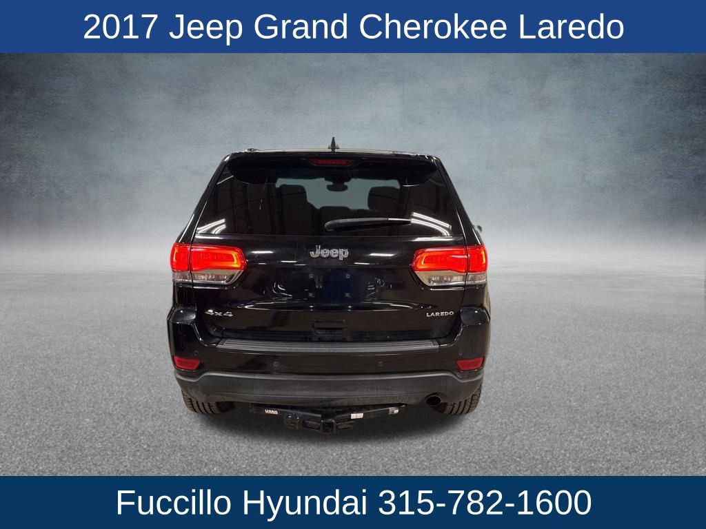 Used 2017 Jeep Grand Cherokee Laredo image 6
