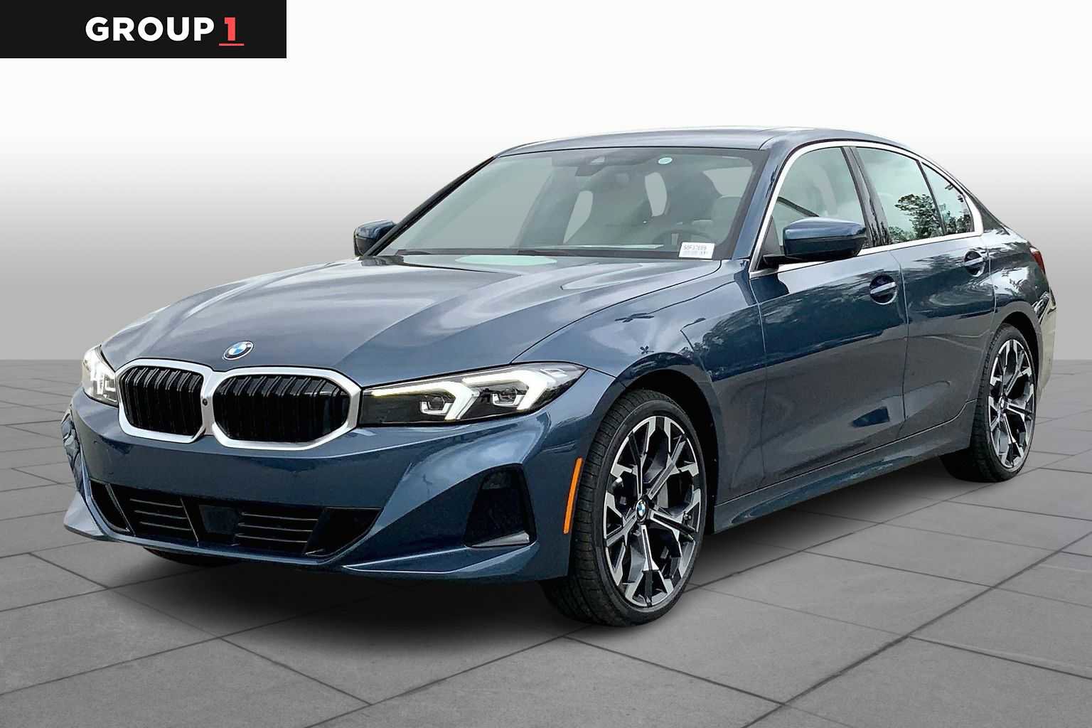 New 2025 BMW 330i Sedan w/ Premium Package image 1