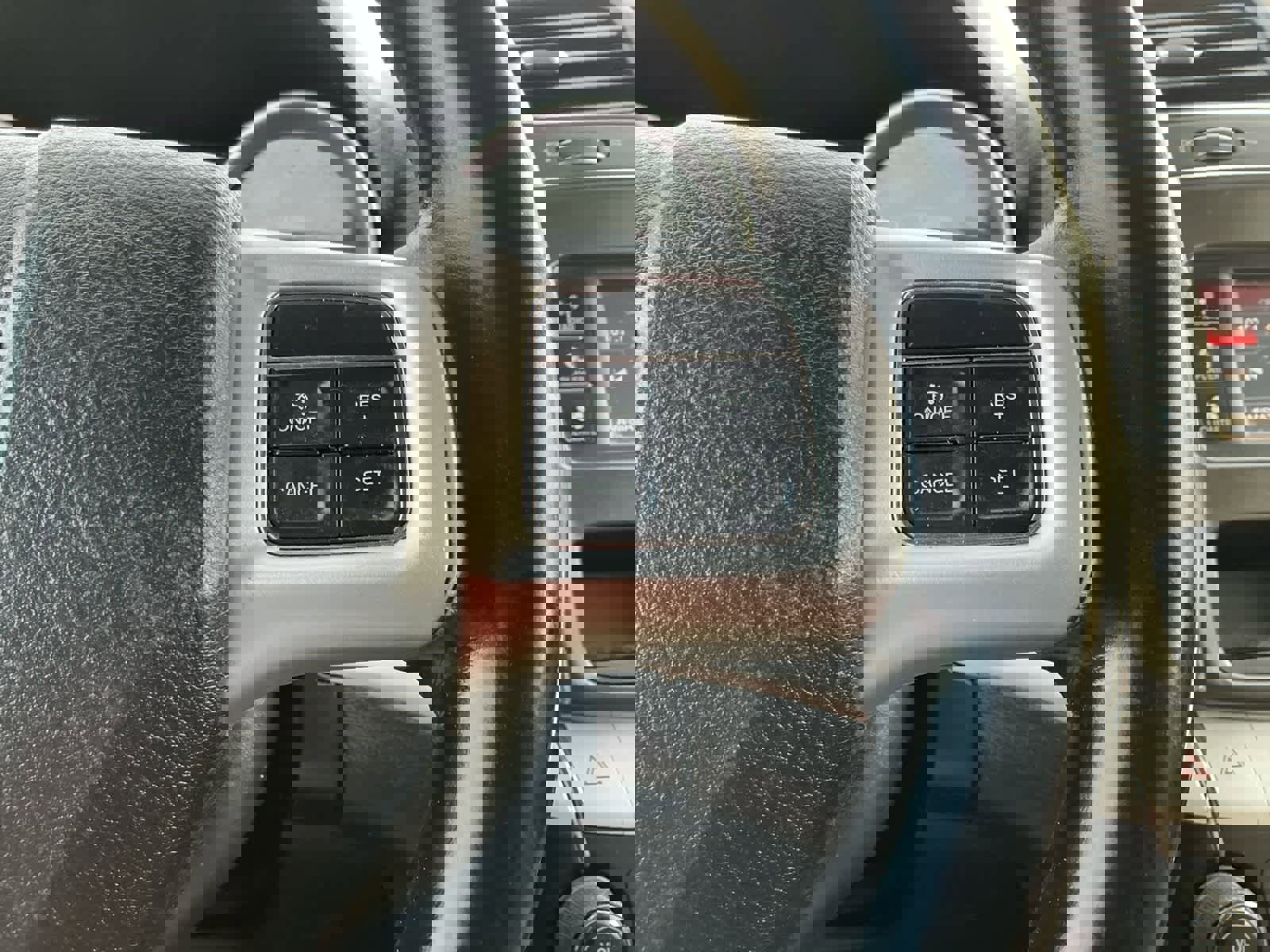 Used 2020 Dodge Journey SE w/ SE Popular Equipment Group image 16