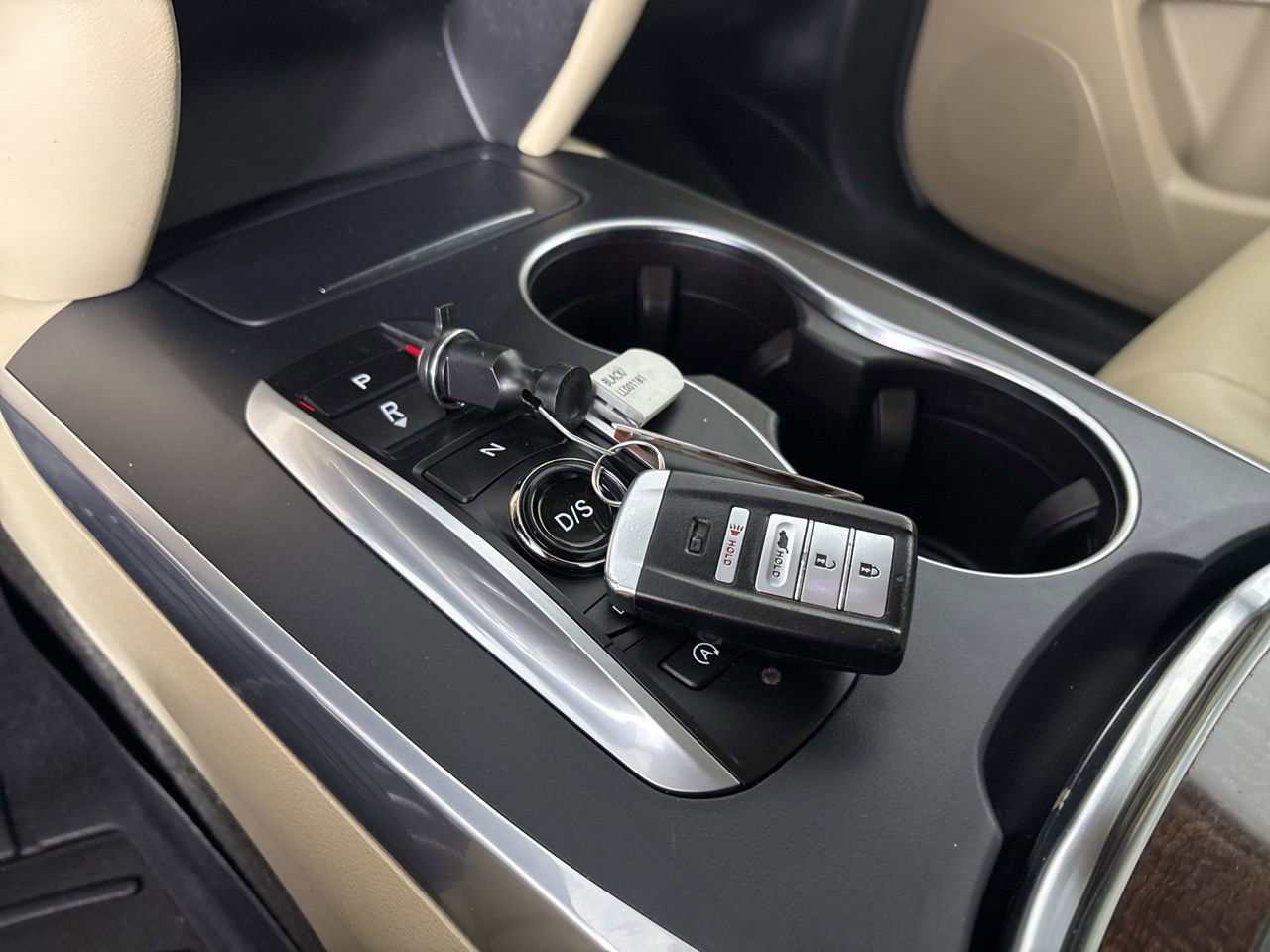 Used 2020 Acura MDX FWD image 21