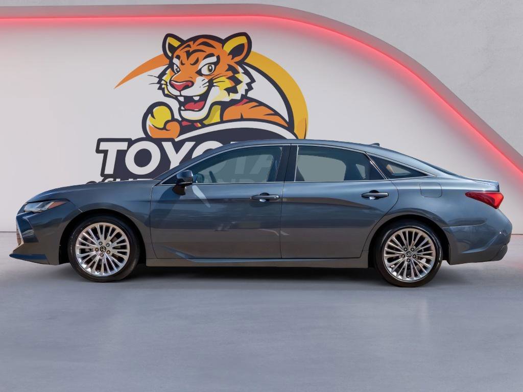 Used 2019 Toyota Avalon Limited w/ Advanced Safety Package image 8