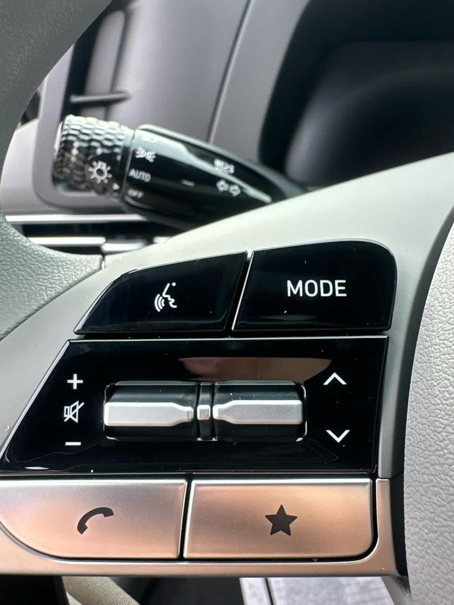 New 2026 Hyundai Elantra SE FWD image 11