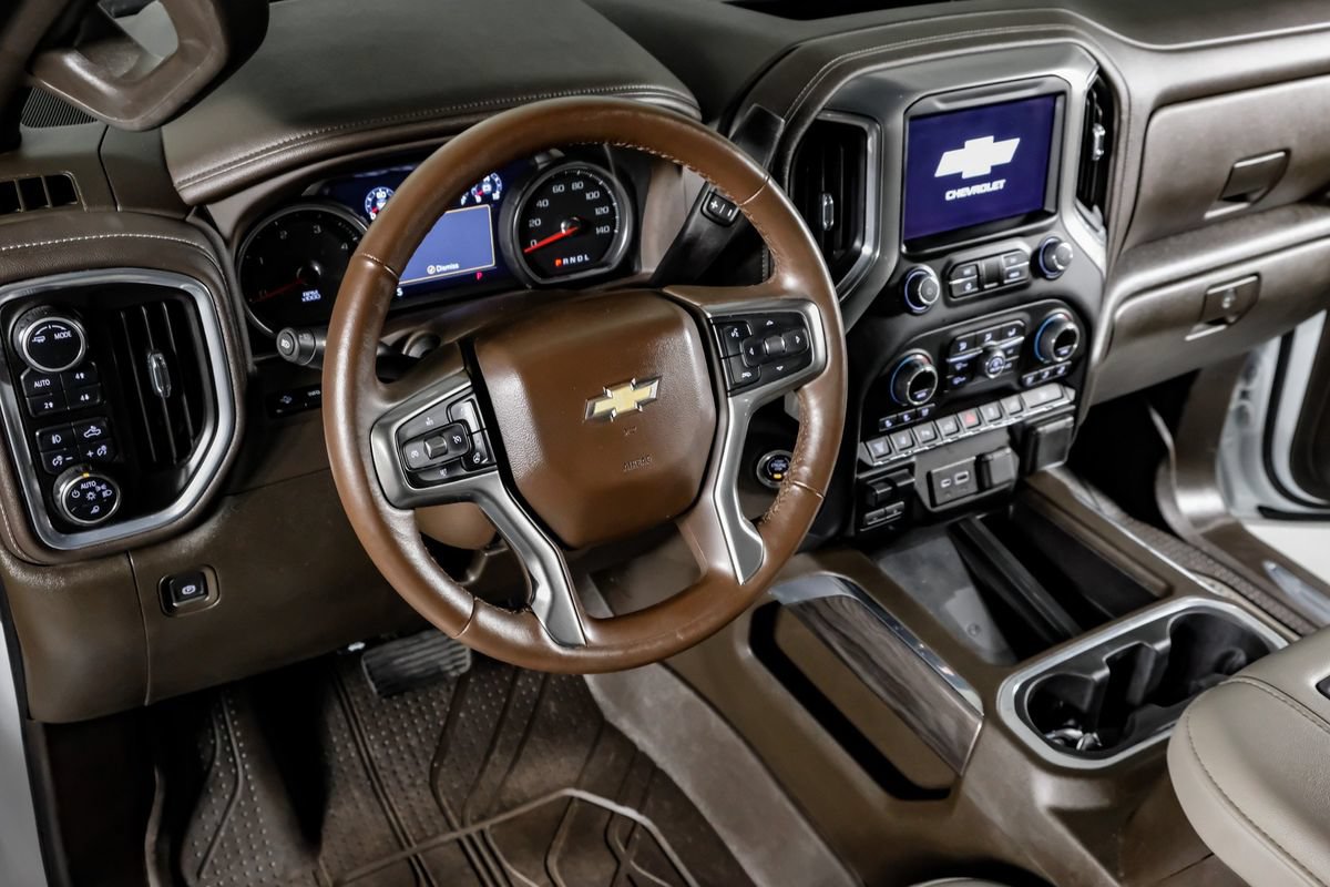 Used 2022 Chevrolet Silverado 3500 LTZ w/ LTZ Plus Package AWD/4WD image 16