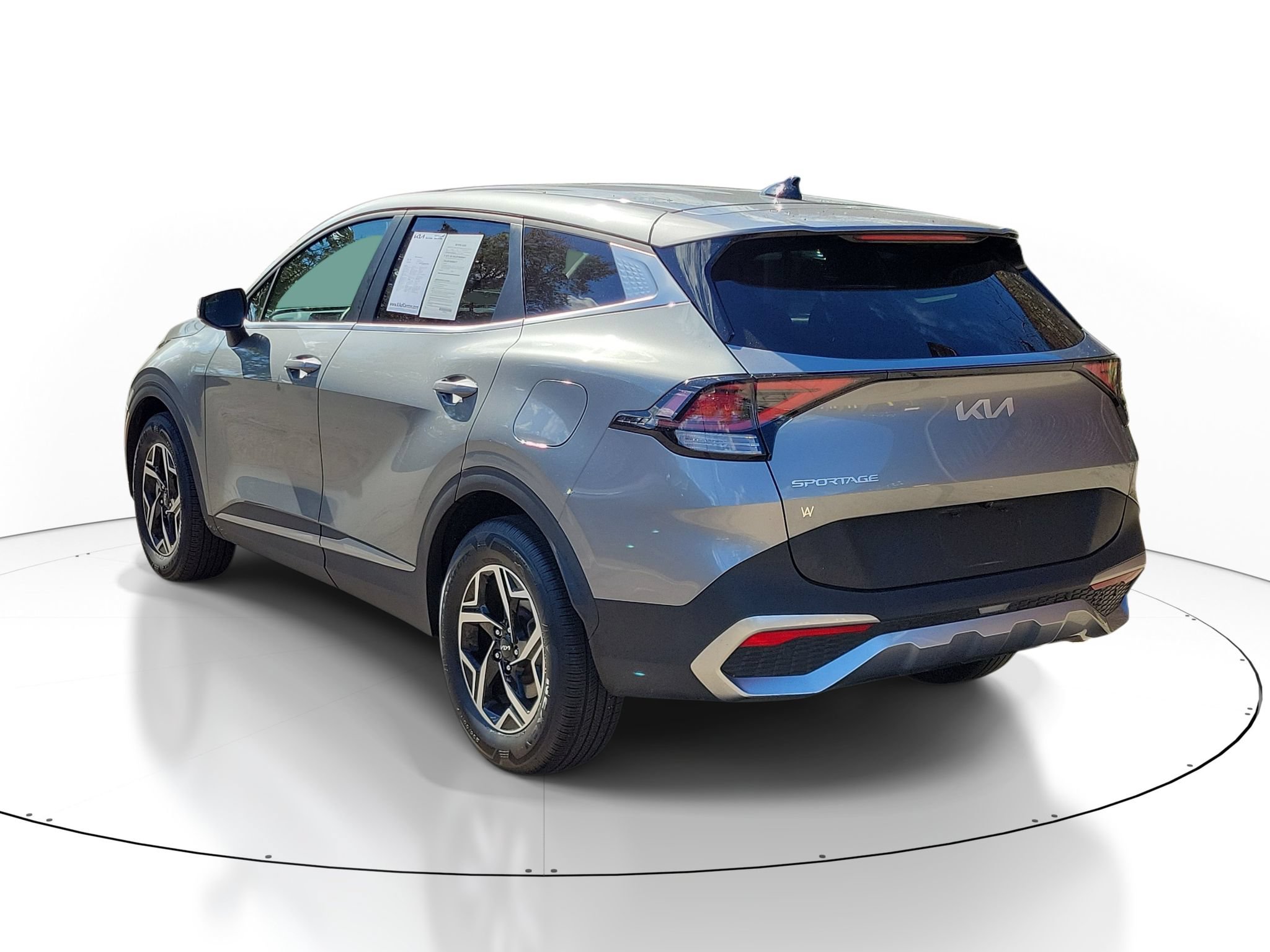 Certified 2025 Kia Sportage LX FWD image 3