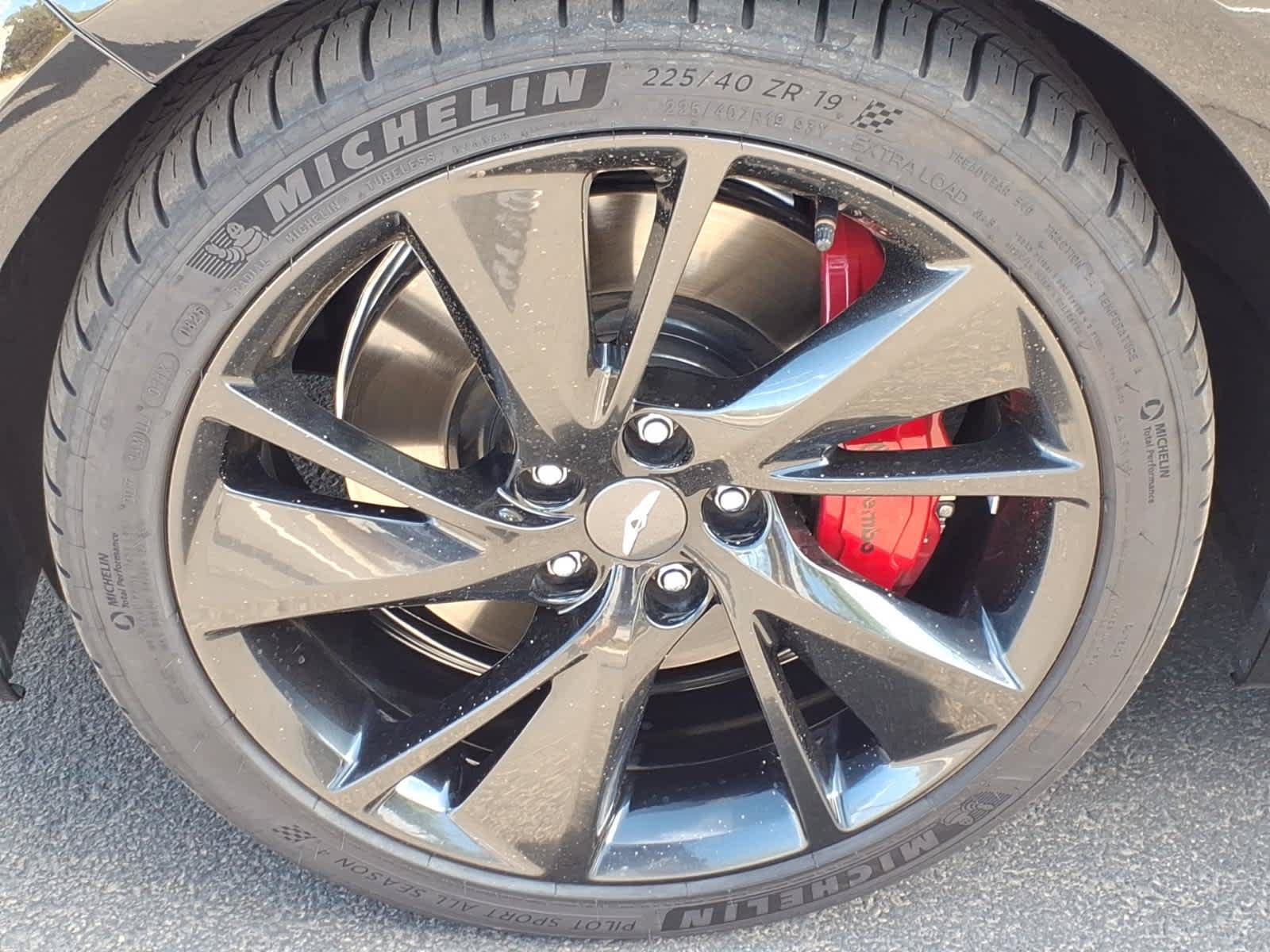 Used 2023 Genesis G70 3.3T w/ Sport Prestige Package RWD image 12